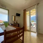 Afroessa Mesaria (Andros)