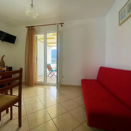 Apartment Afroessa