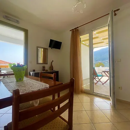 Afroessa Mesaria (Andros)