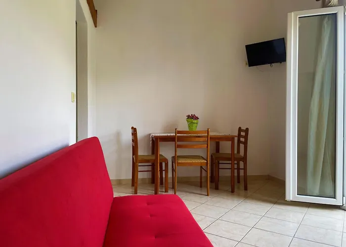 Afroessa Apartamento Mesaria (Andros)