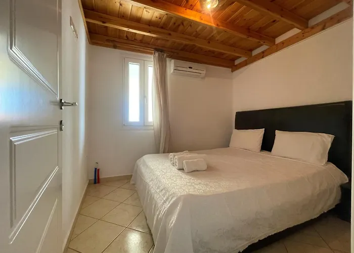 Afroessa Mesaria (Andros)